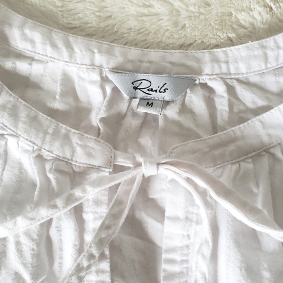 Rails Caterina Top in Powder White, Size Medium - Picture 11 of 16